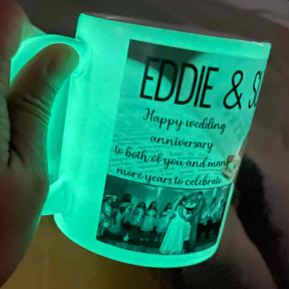 Glowing personalized mug