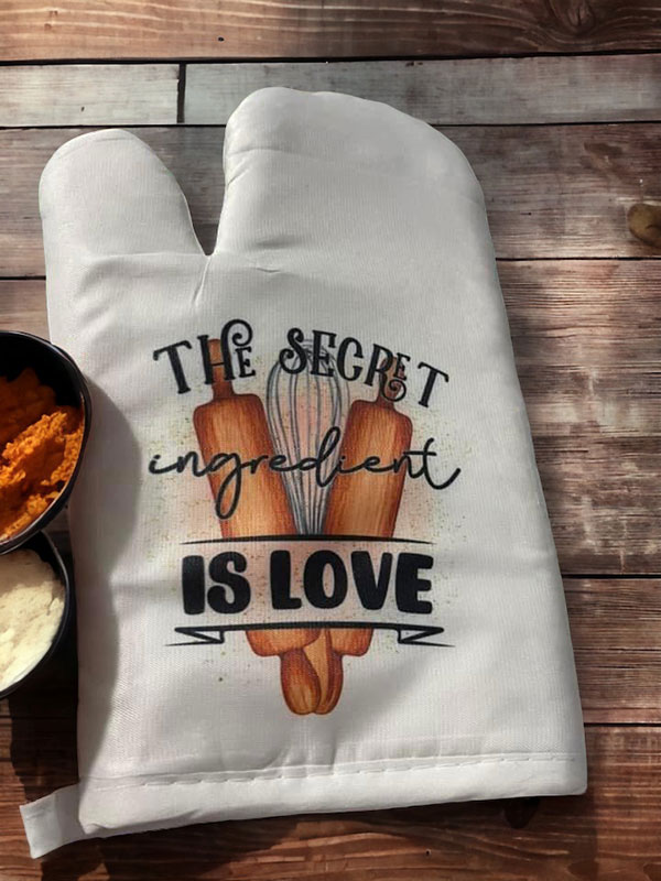 Oven mitt - The Secret Ingredient Is Love